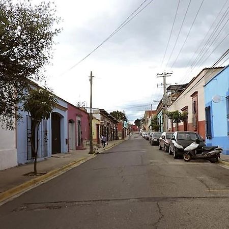 Casa Comoda Con Patio A 4 Cuadras De La Catedral. Oaxaca Luaran gambar